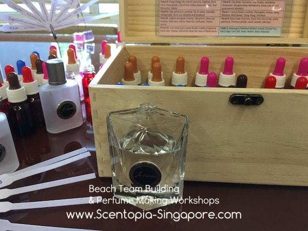perfume making kit at Scentopia for orchid scent crafting