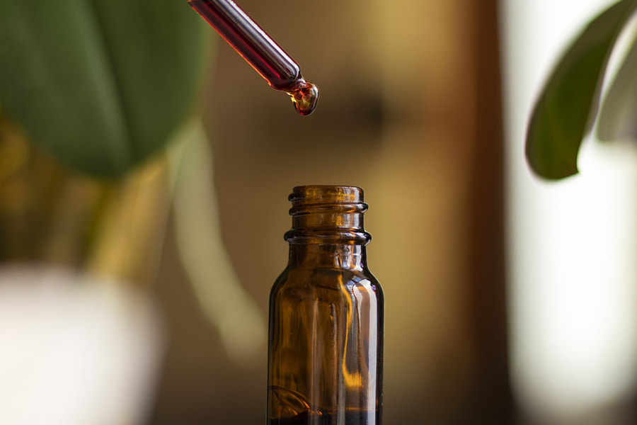 Aromatherapy Vs Aromachology: How Are They Different?