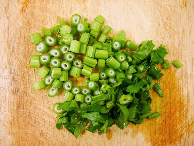 benefits of celery essential oil 