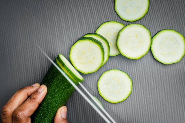 Cucumber as a note in their fragrance. Cucumber is known for its fresh, clean, and light scent