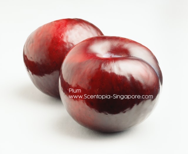 Ripe plums have a sweet, floral aroma with a hint of tartness.