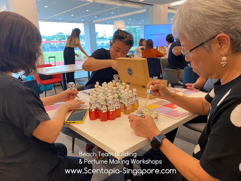 Scent Bar Experience with Orchids - Aromatic Blending Workshop